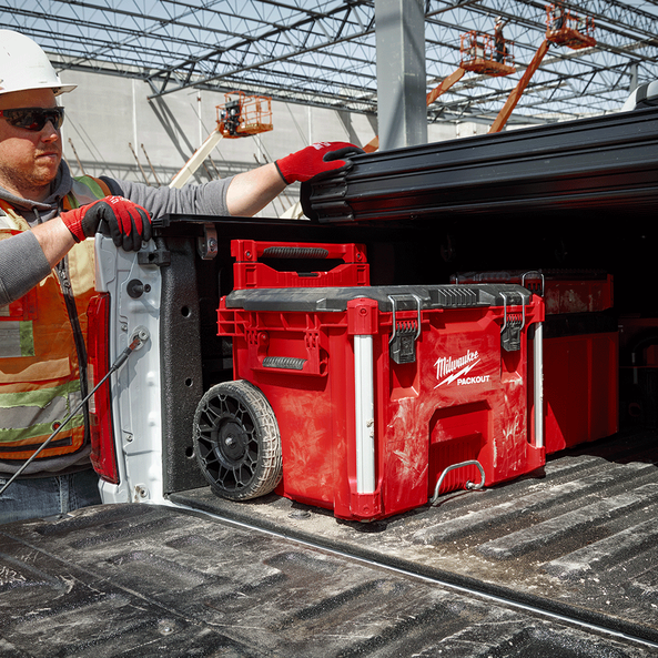 Milwaukee PACKOUT™ Rolling Tool Box Low Profile 48228427 (In-store pickup only)