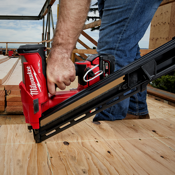 M18 FUEL™ 30° - 34° Framing Nailer Extended Capacity Magazine