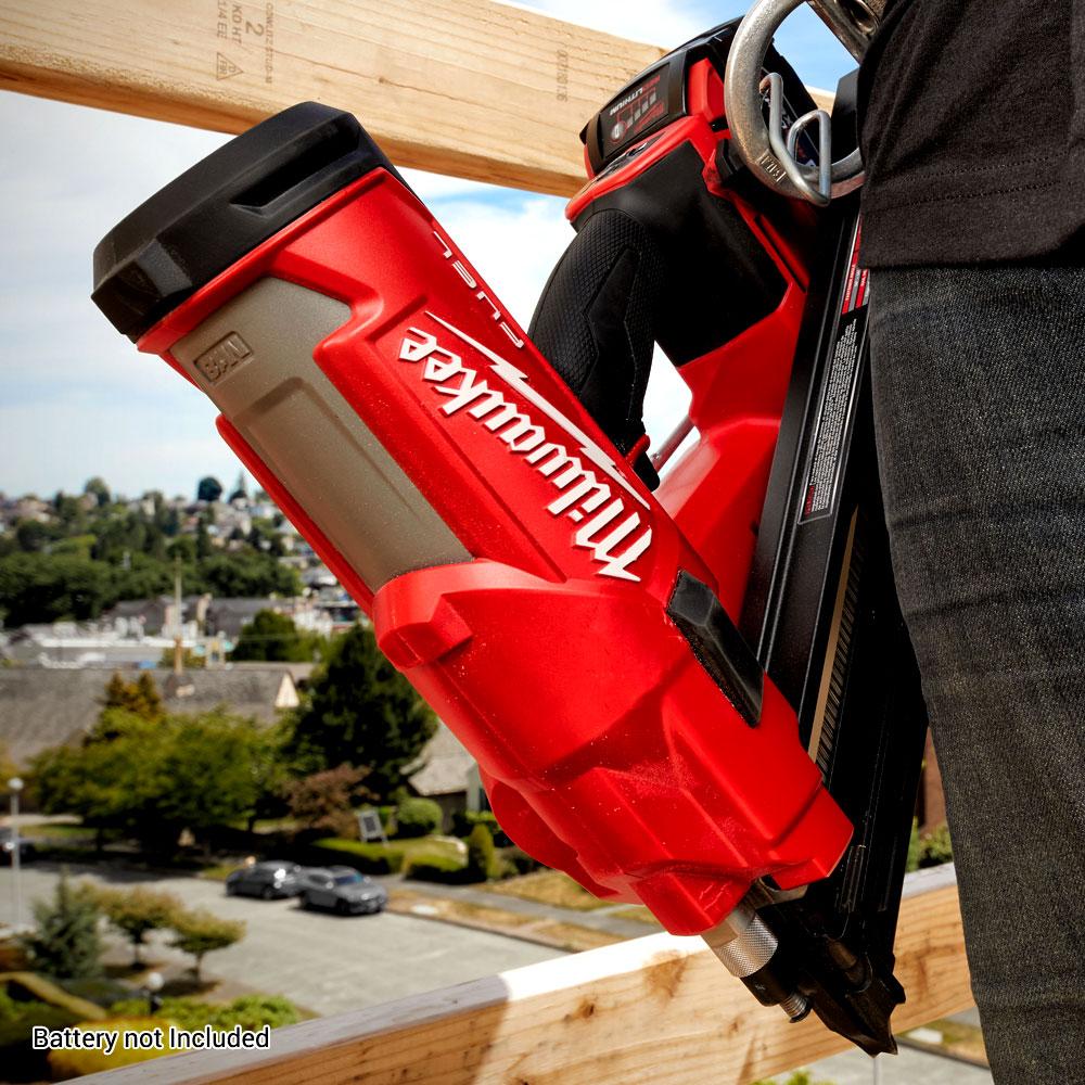 Milwaukee M18 FUEL™ 30°-34° Framing Nailer (ex display Tool Only, No Case) - M18FFN-0C