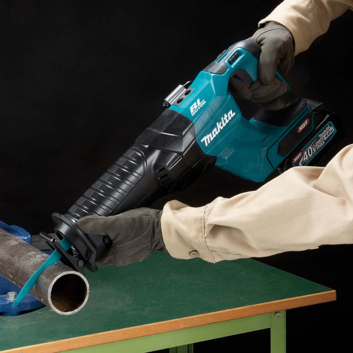 Makita 40V Max Brushless Recipro Saw JR001GZ (Out of box)